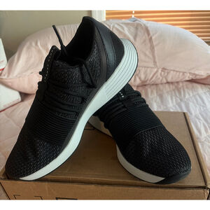 Women's Under Armour Black & White Athletic Shoes Size 10.5